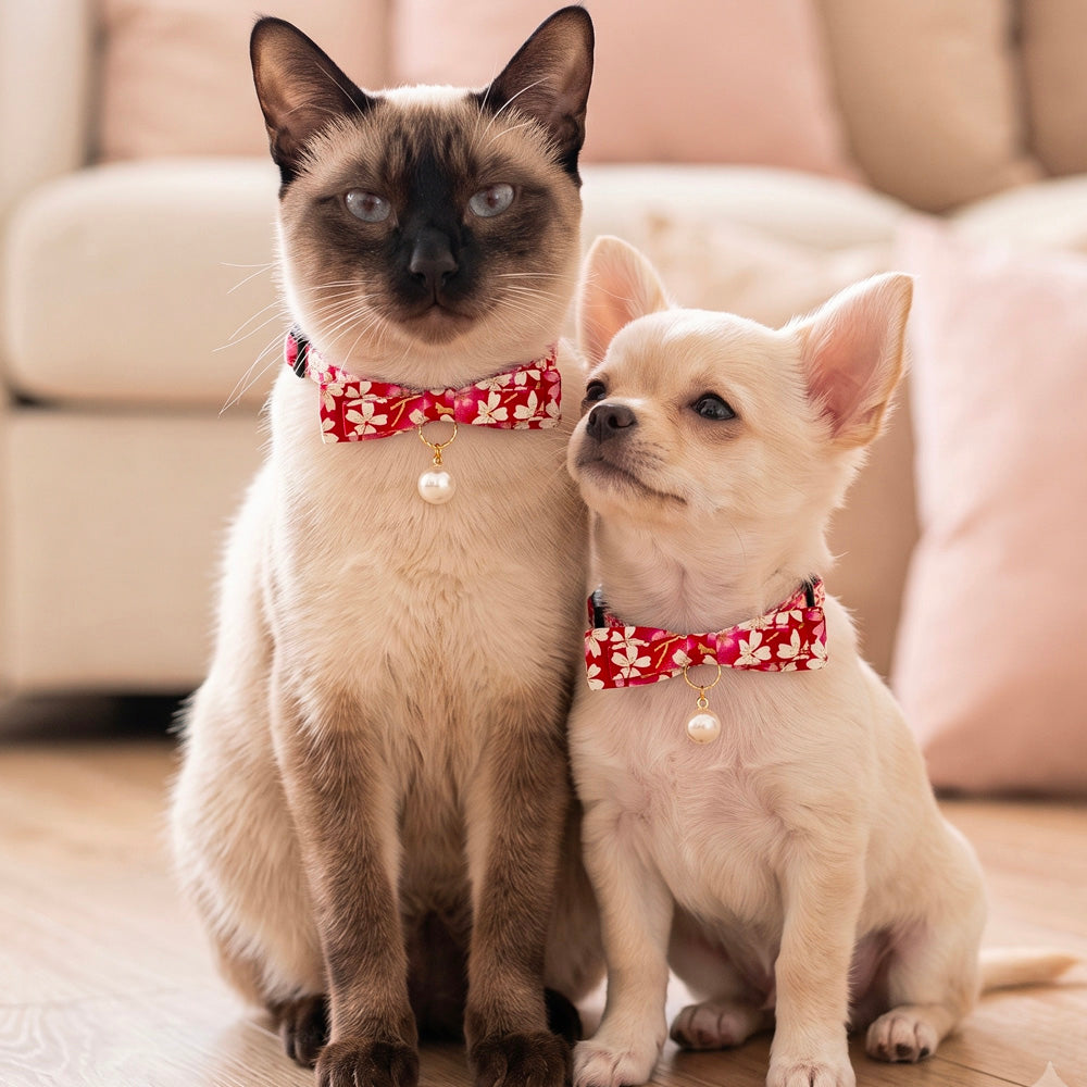 Collare gioiello japan fragola per cani in tessuto con ciondolo perla e fantasia fiori giapponesi