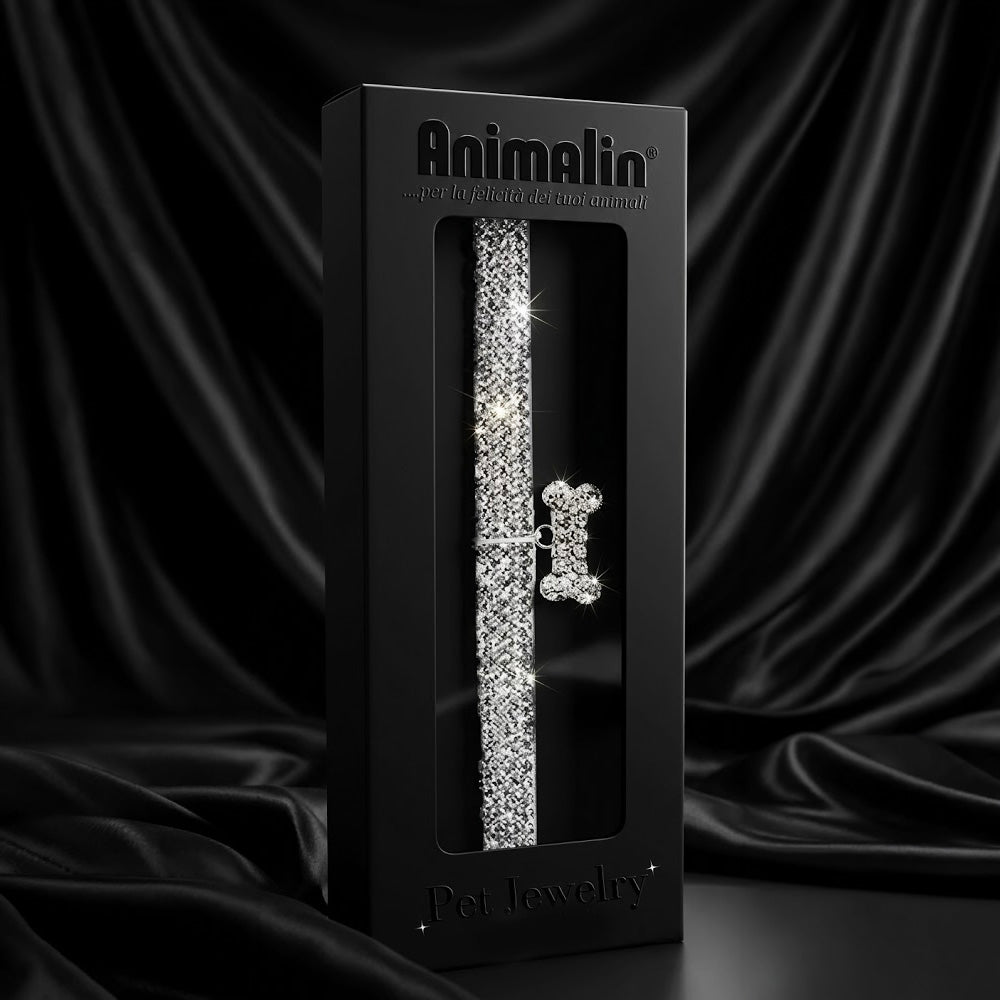 Collare gioiello strass per cani con ciondolo osso argento, completamente decorato con strass scintillanti
