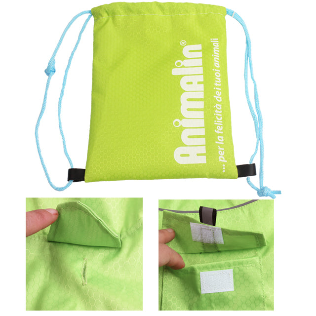 Impermeabile waterproof per cani con zainetto coordinato, bande riflettenti e cappuccio